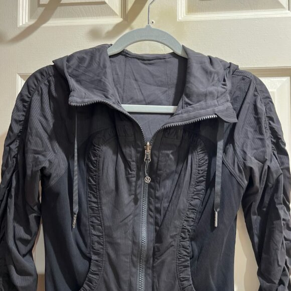 Lululemon women’s dance studio zip up athletic jacket - Picture 3 of 12